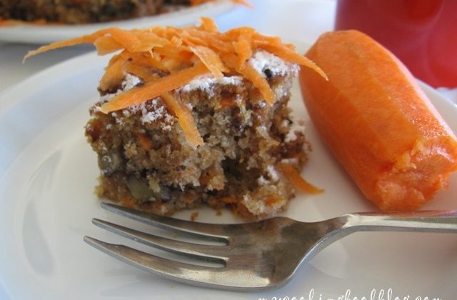 Постен морковен кейк