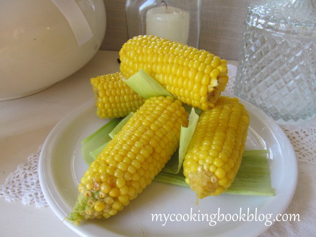 Как се вари царевица