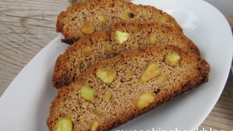 Бишкоти (Biscotti) с чай, подправки и шамфъстък