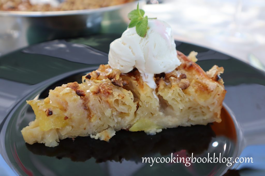 Сладка вита баница със смокини - смокинова Суфра Сладка вита баница със смокини - смокинова Суфра