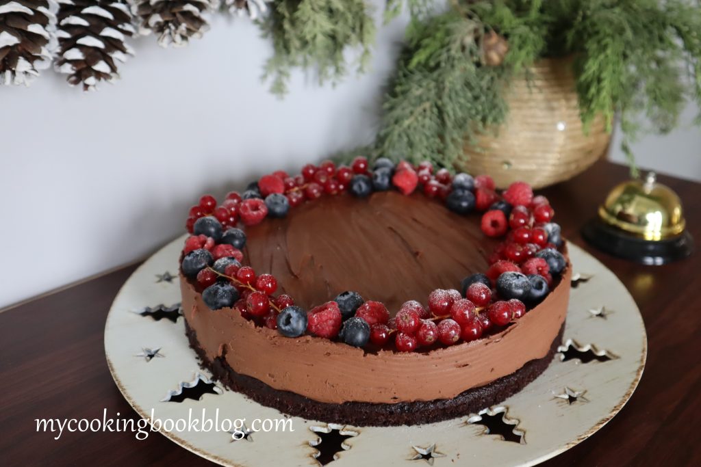 Шоколадов сладкиш (торта) с кафе