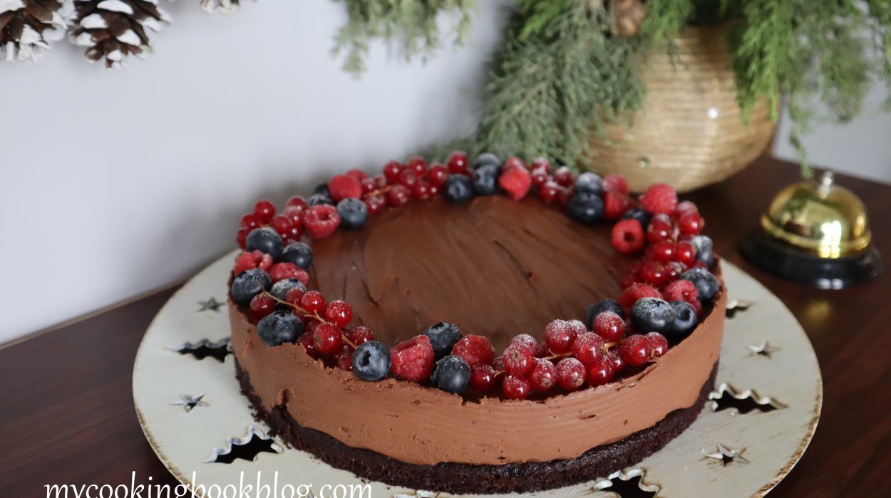 Шоколадов сладкиш (торта) с кафе